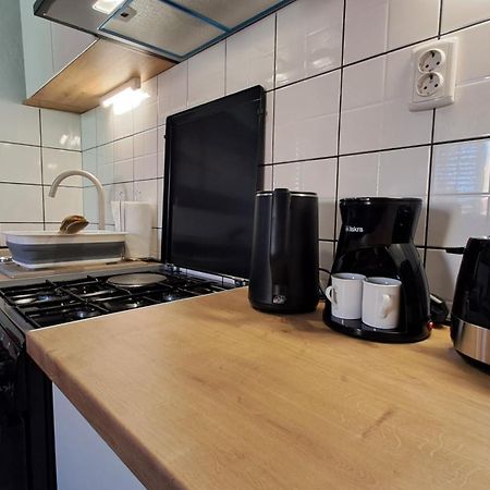 Red Gold Apartment Pula Luaran gambar
